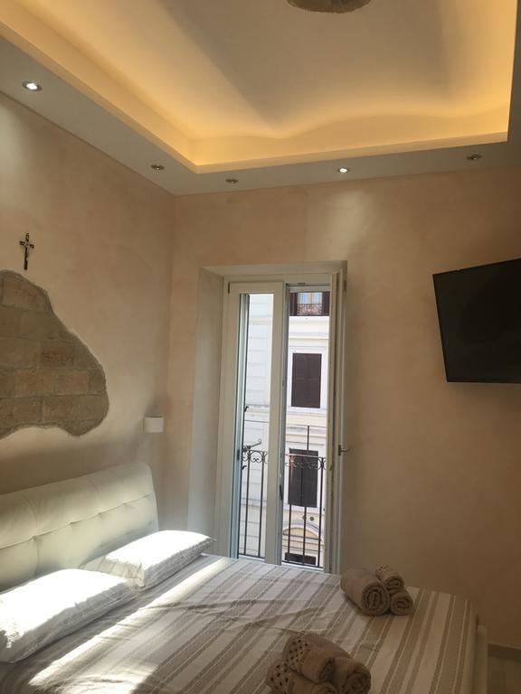 Spartacus Inn Apartment โรม ภายนอก รูปภาพ