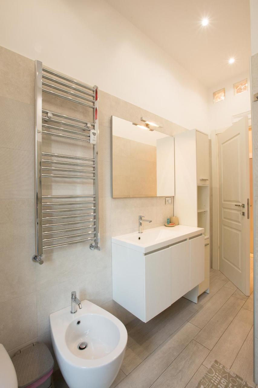 Spartacus Inn Apartment โรม ภายนอก รูปภาพ