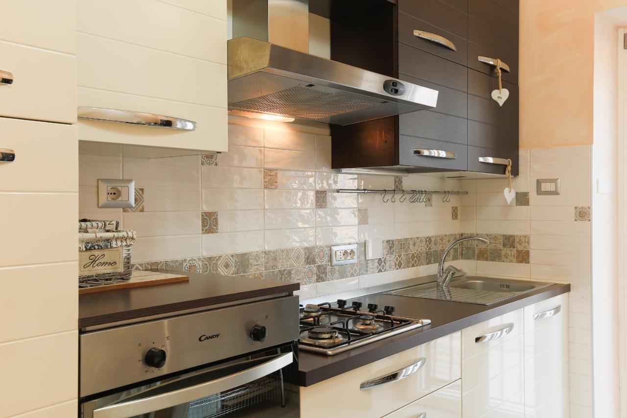 Spartacus Inn Apartment โรม ภายนอก รูปภาพ