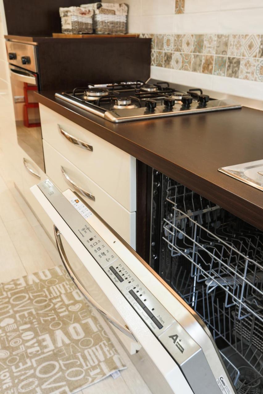 Spartacus Inn Apartment โรม ภายนอก รูปภาพ