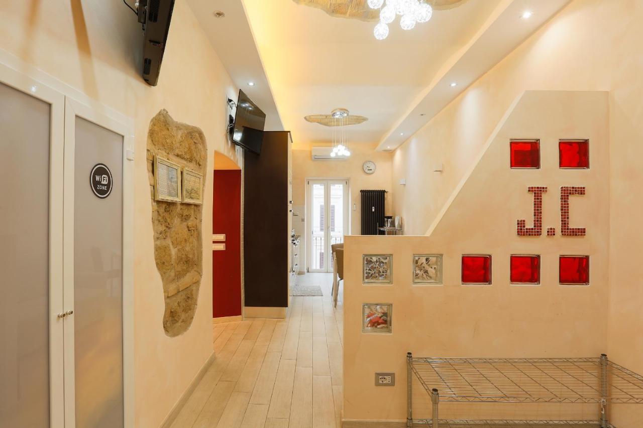 Spartacus Inn Apartment โรม ภายนอก รูปภาพ